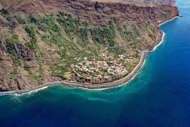 Jardim-do-mar-Half-day-tour-madeira-island-01